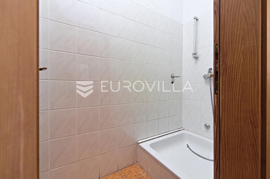 Business premises For sale -  Osijek