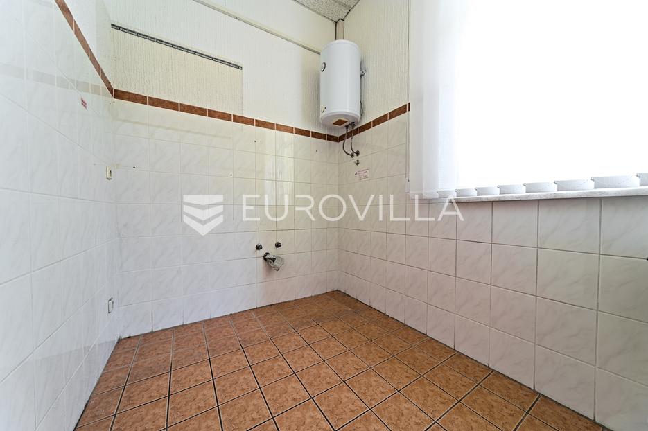 Business premises For sale -  Osijek