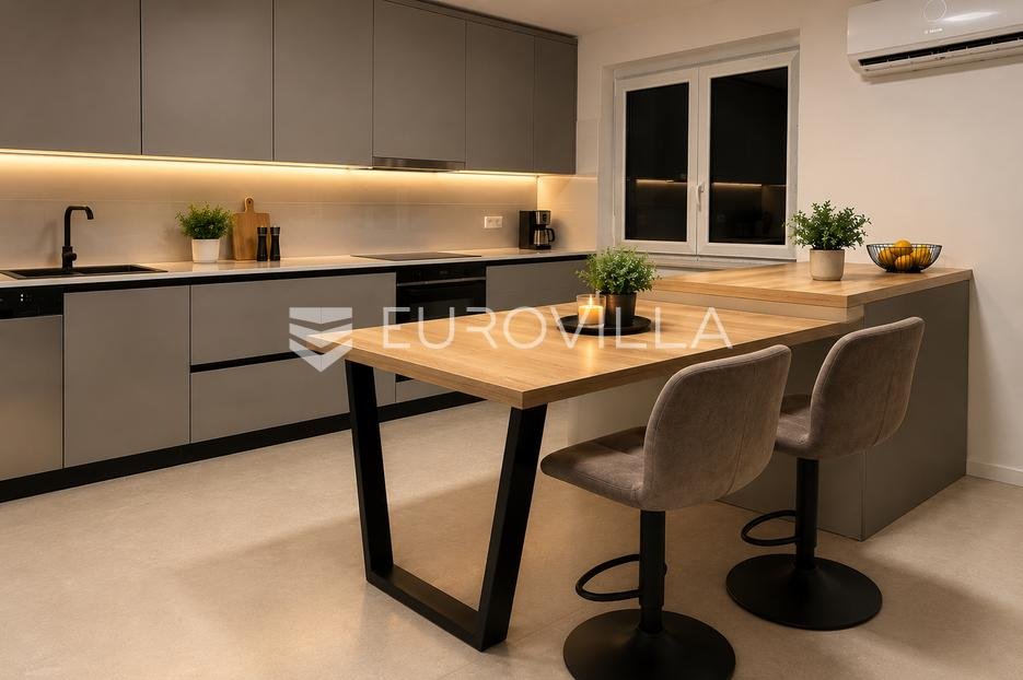 Apartmán Na predaj - Grad Zagreb Maksimir - foto 1/8