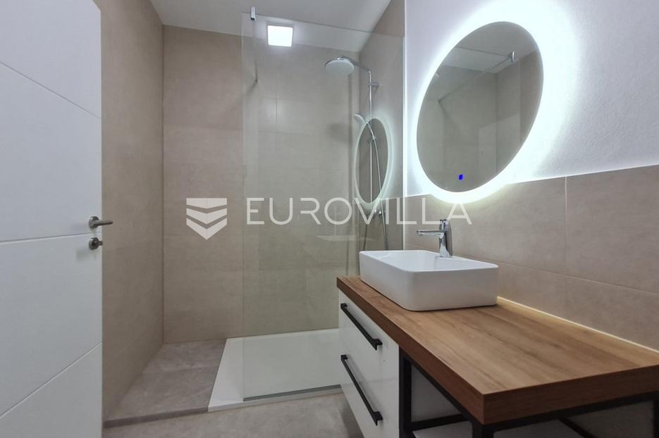 Flat For sale - Zadarska Vir