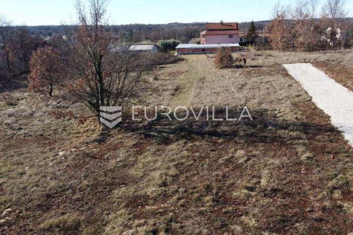 Grundstück zu verkaufen 734 m² – Kringa