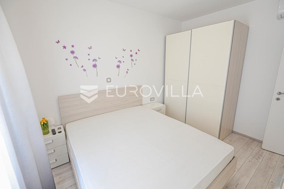 Maison À vendre - Šibensko-kninska Vodice