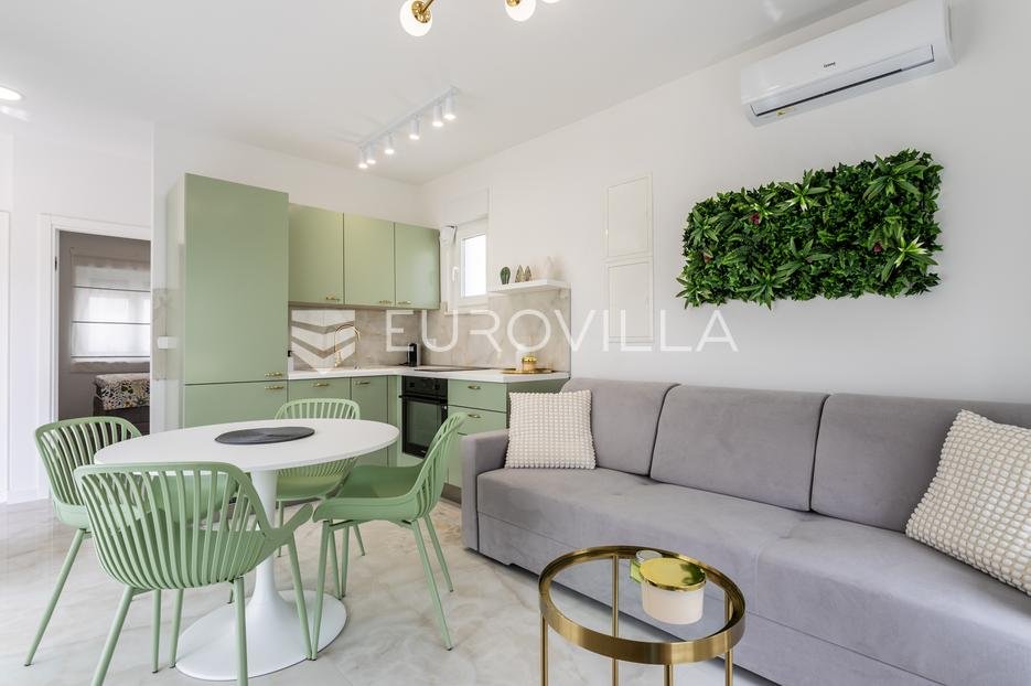Flat For sale - Splitsko-dalmatinska Trogir - foto 3/14
