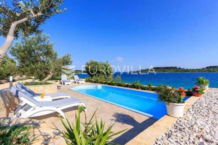 Dom na predaj 220 m² – Okrug Gornji