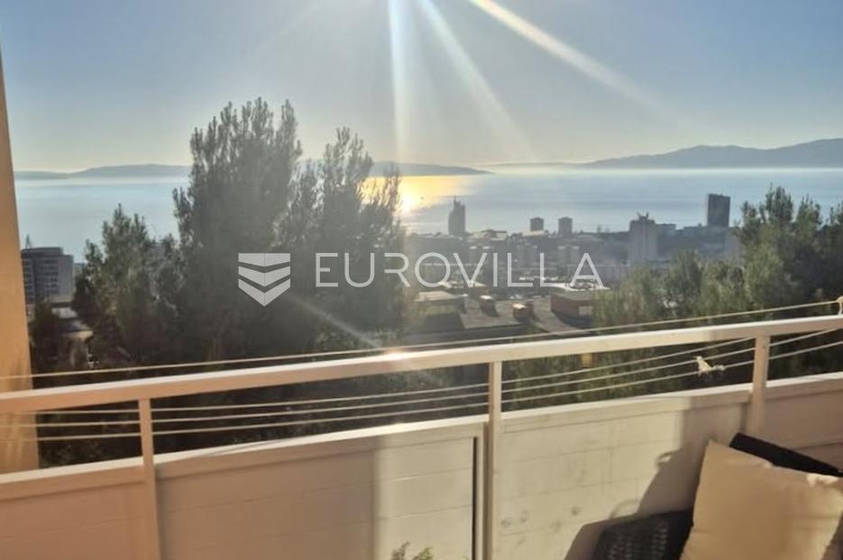 Appartamento In vendita -  Rijeka