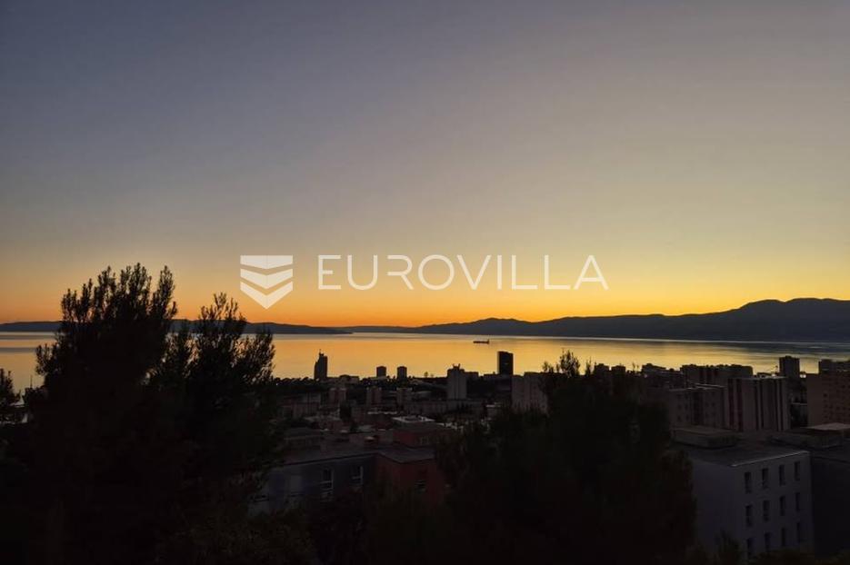 Appartamento In vendita -  Rijeka