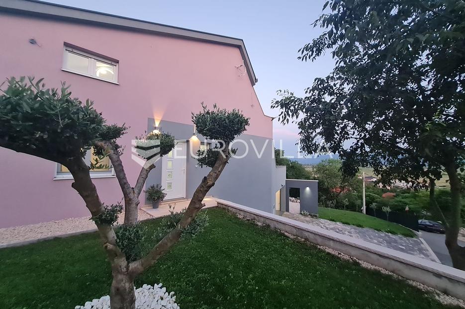 Hiša Naprodaj - Splitsko-dalmatinska Imotski
