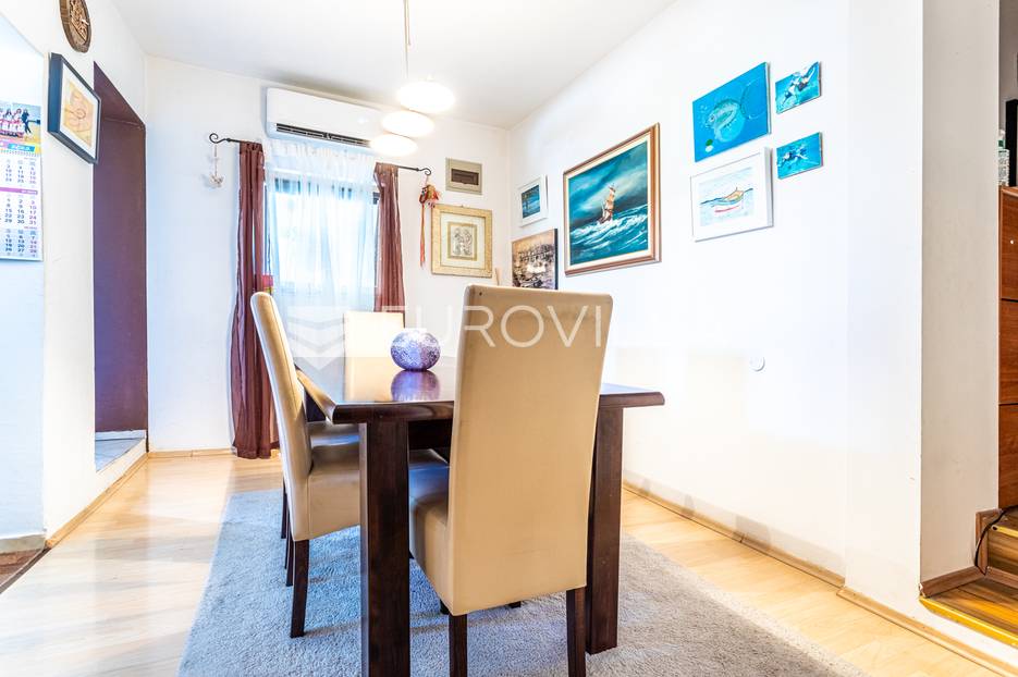 Maison À vendre -  Trogir