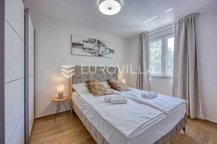 Apartmán na predaj 80 m² – Murine
