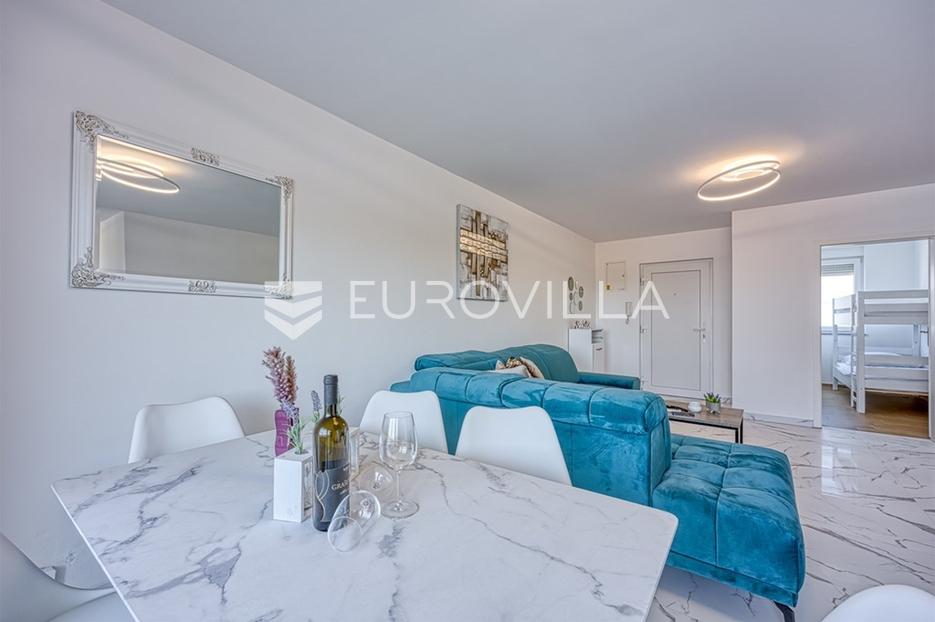 Appartamento In vendita -  Umag