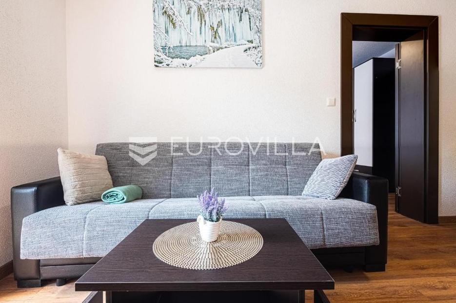 Casa In vendita - Ličko-senjska Plitvička Jezera