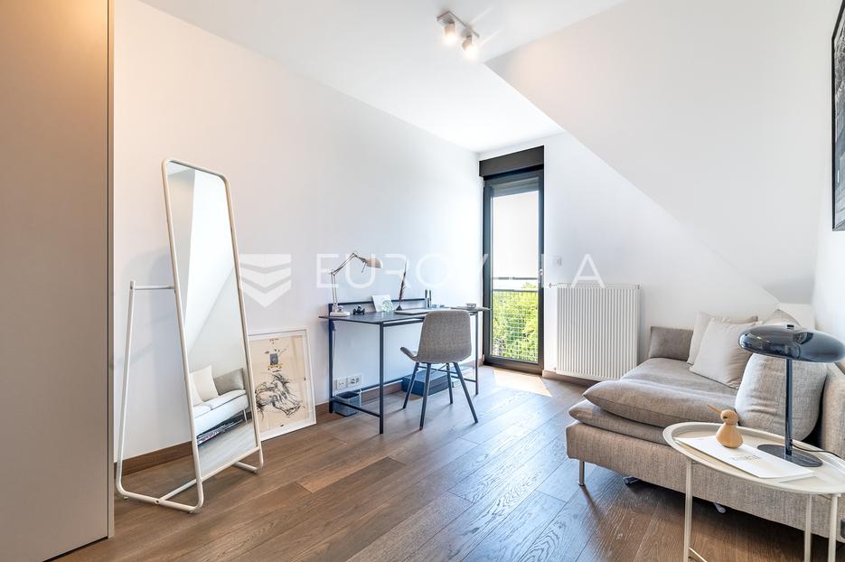 Apartmán Na prodej -  Črnomerec