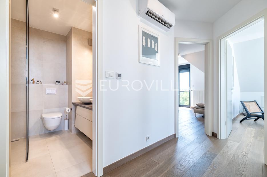 Apartmán Na prodej -  Črnomerec