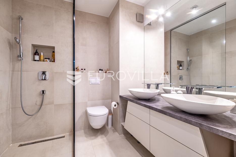 Apartmán Na prodej -  Črnomerec