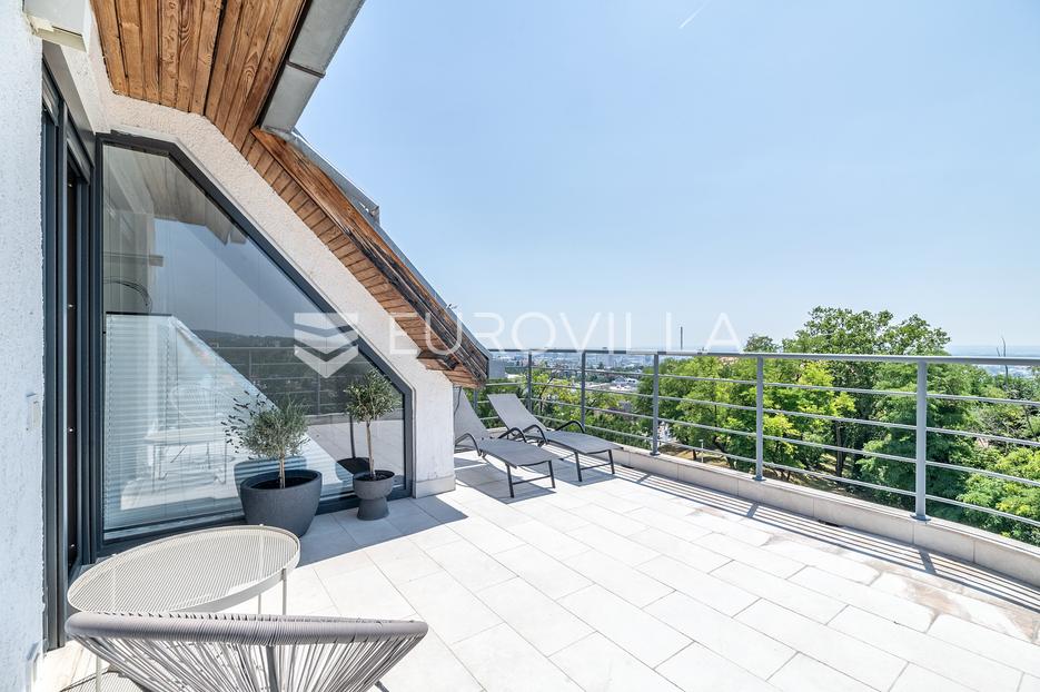 Apartmán Na prodej -  Črnomerec