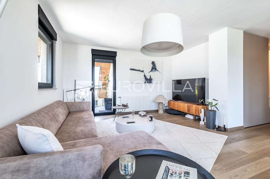 Apartmán Na prodej -  Črnomerec
