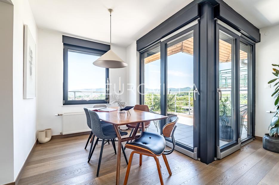 Apartmán Na prodej -  Črnomerec