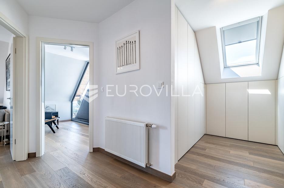 Apartmán Na prodej -  Črnomerec