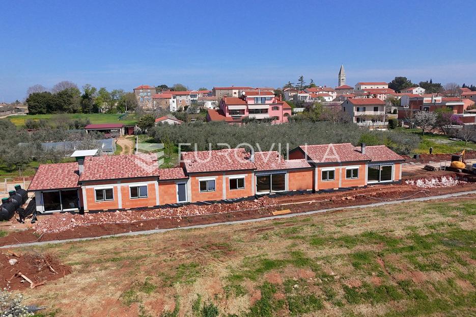 Dom Na sprzedaż - Istarska Kaštelir-Labinci