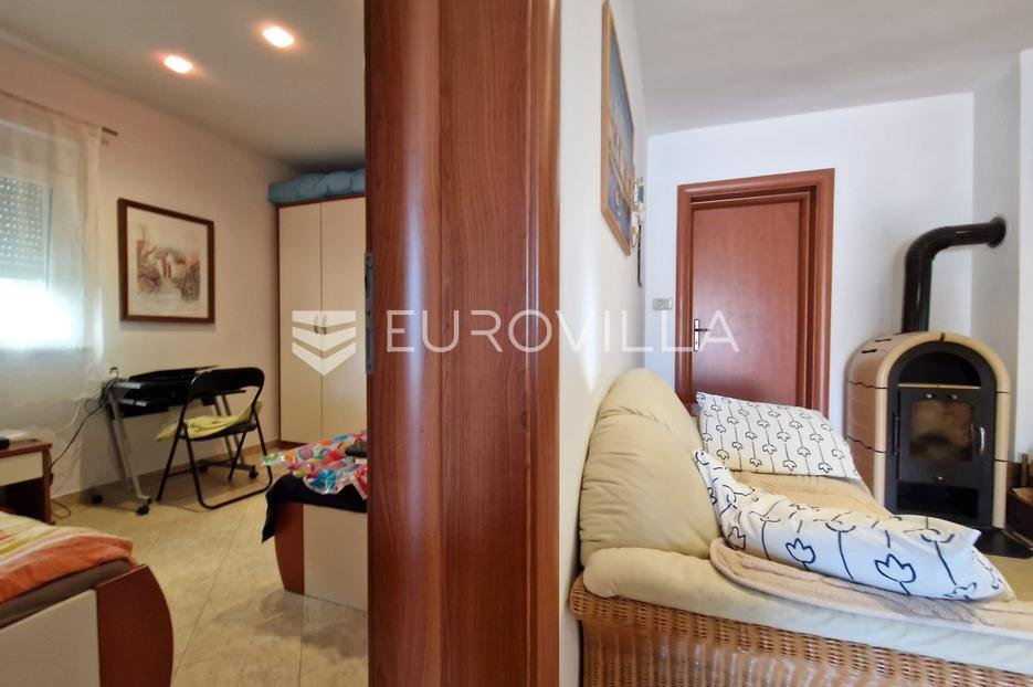 House For sale - Zadarska Vir