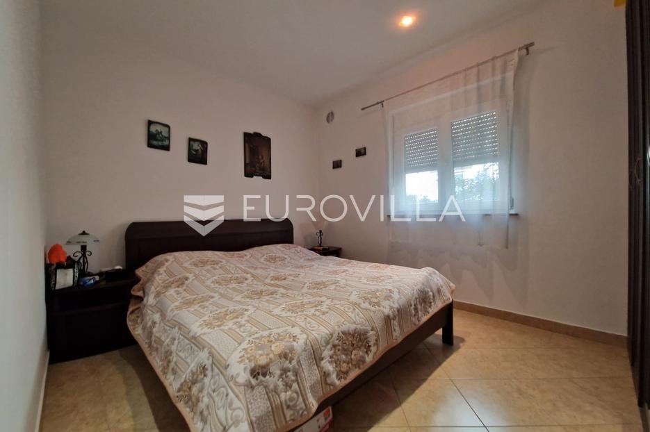 House For sale - Zadarska Vir