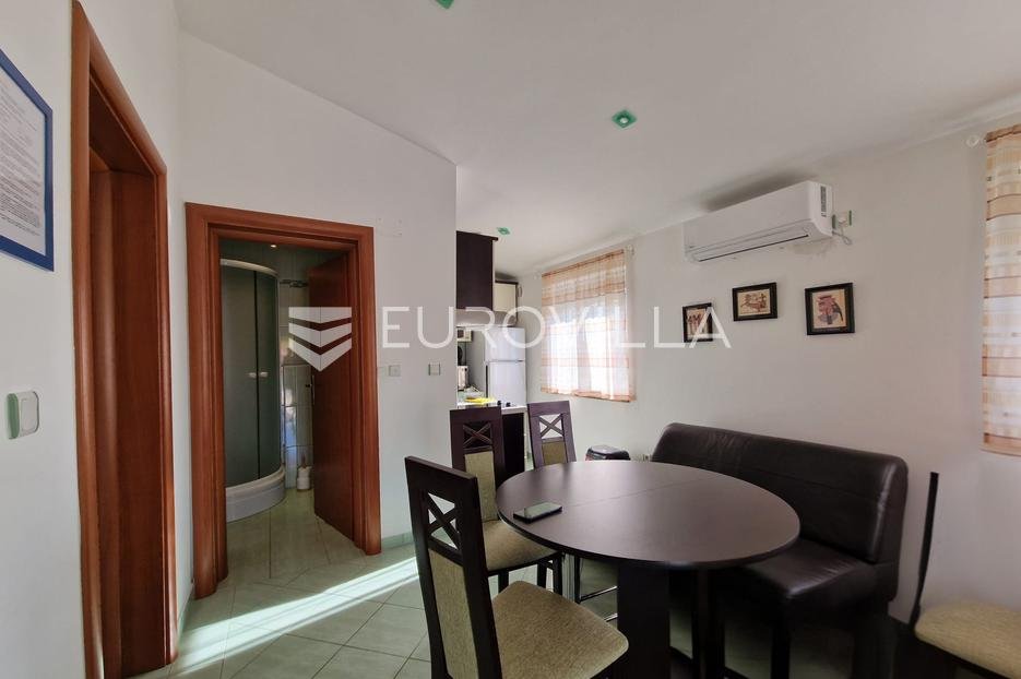 House For sale - Zadarska Vir
