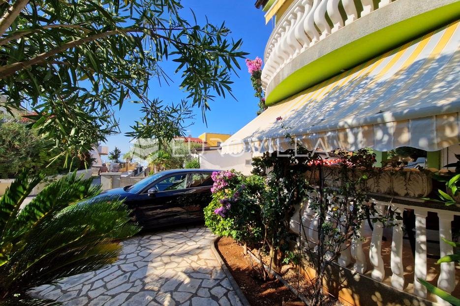 House For sale - Zadarska Vir