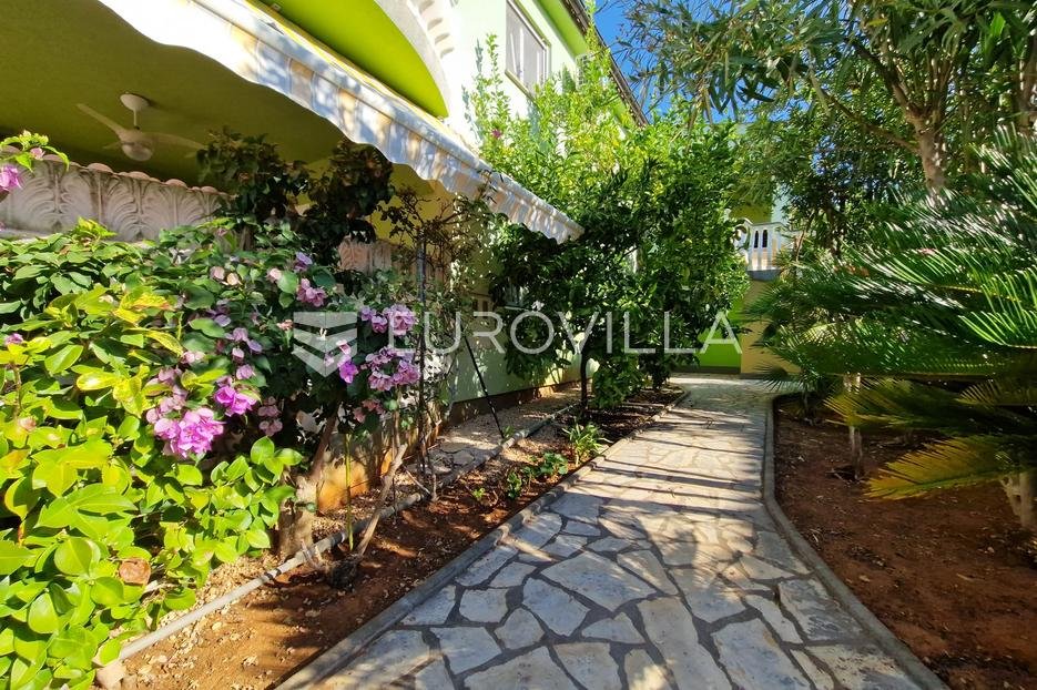 House For sale - Zadarska Vir