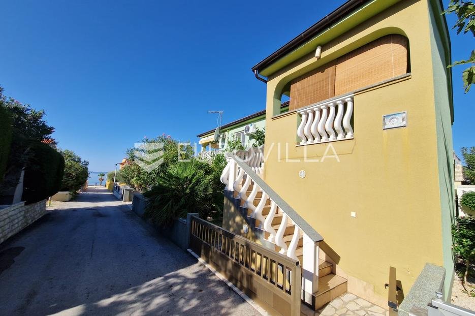 House For sale - Zadarska Vir