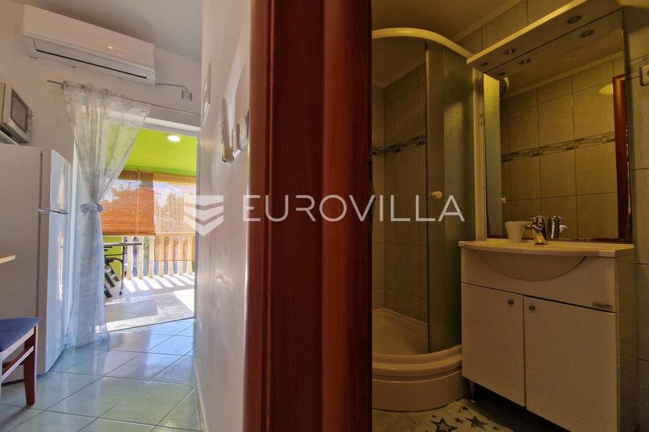 House For sale - Zadarska Vir