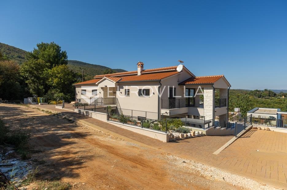 Hiša Naprodaj - Istarska Labin