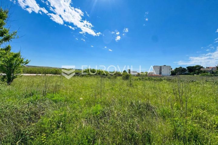 Land for sale 1225 m² – Povljana