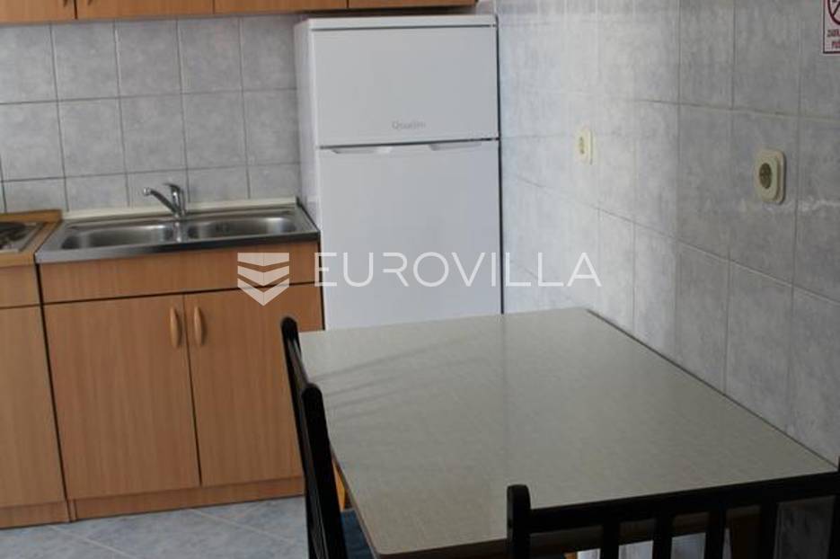 Kuća Na prodaju -  Supetar