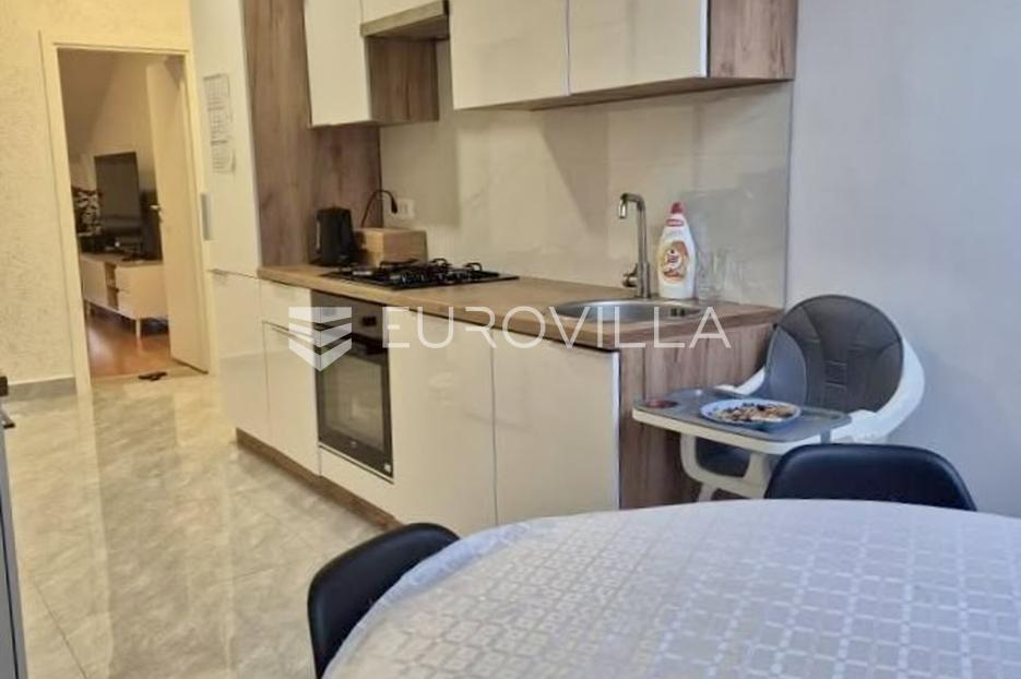 Appartamento In vendita -  Rijeka