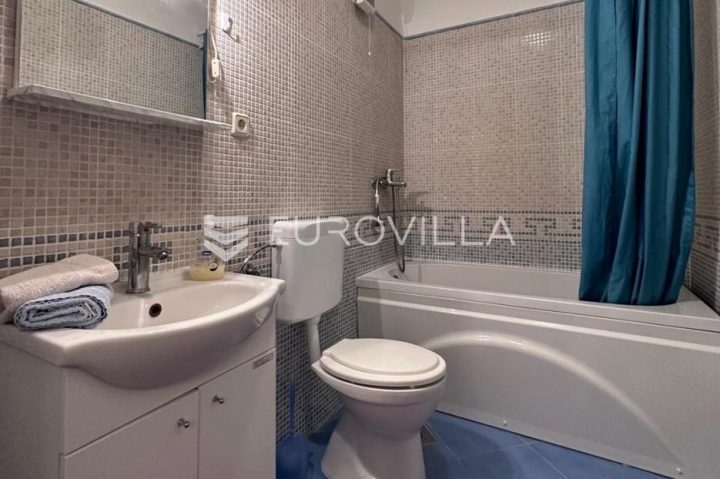 Appartement À louer - Primorsko-goranska Krk - foto 5/5