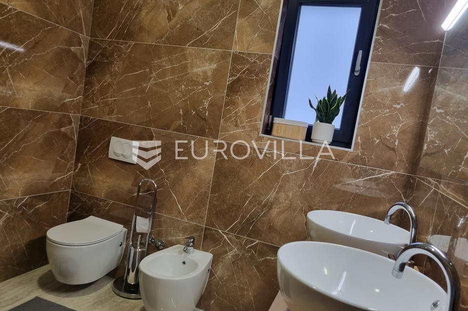 Kuća Na prodaju -  Svetvinčenat