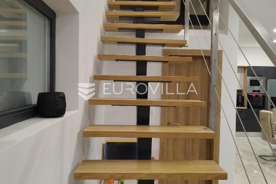 Kuća Na prodaju -  Svetvinčenat