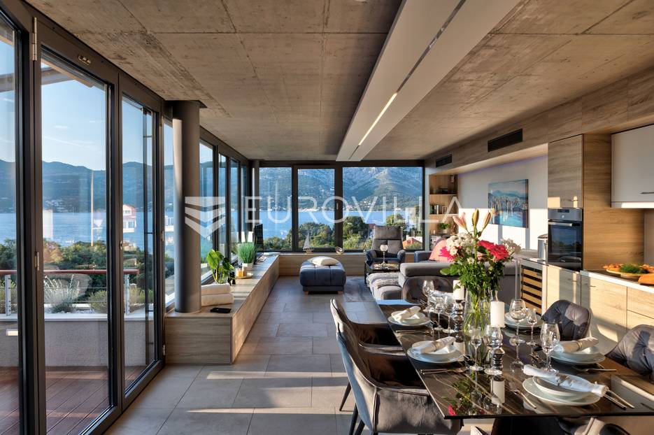 Kuća Na prodaju -  Korčula