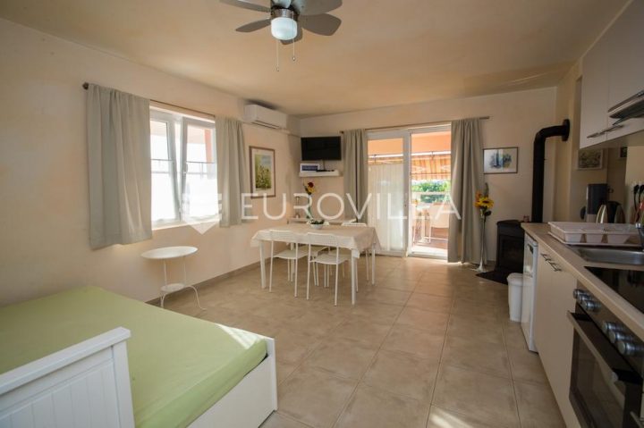 Apartma na predaj 105 m² – Barbat Na Rabu