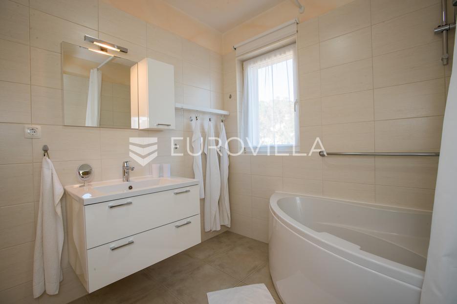 Apartma Na predaj - Primorsko-goranska Rab