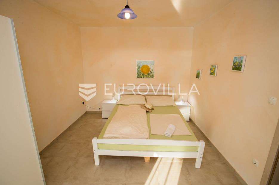 Apartma Na predaj - Primorsko-goranska Rab