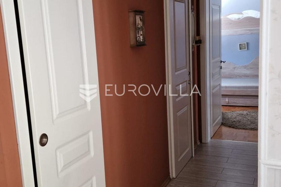 Apartmán Na prodej -  Pakoštane