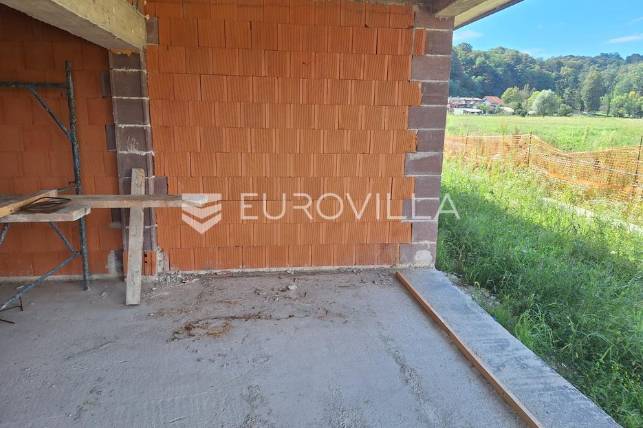 Dom Na predaj -  Karlovac