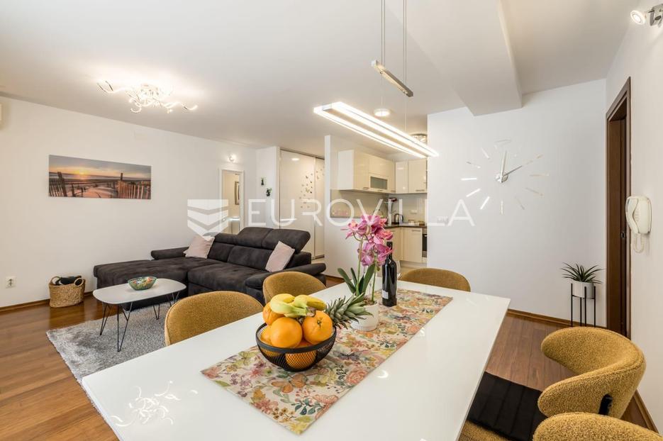 Apartment Zu verkaufen -  Split