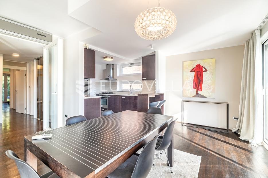Flat For rent - Grad Zagreb Gornji Grad - Medveščak