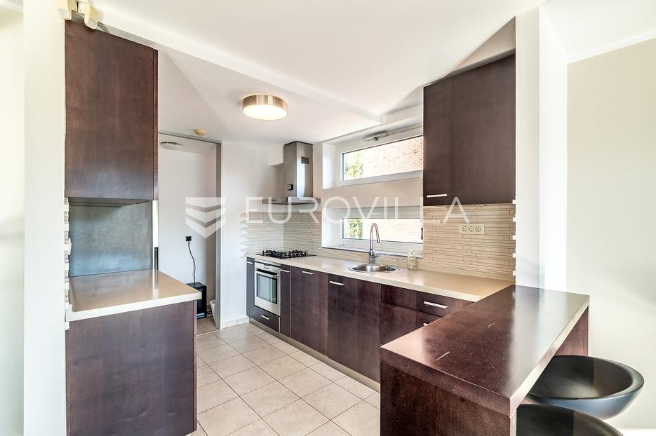 Flat For rent - Grad Zagreb Gornji Grad - Medveščak
