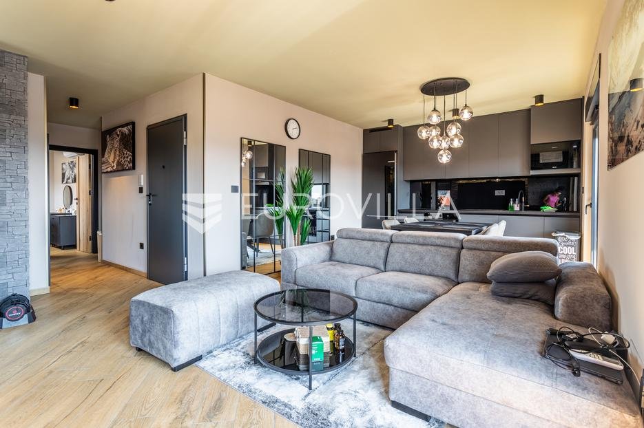 Flat For sale - Splitsko-dalmatinska Split - foto 1/14