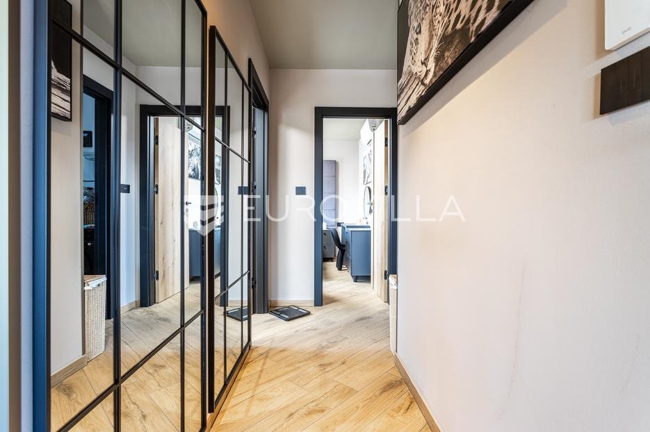 Flat For sale - Splitsko-dalmatinska Split