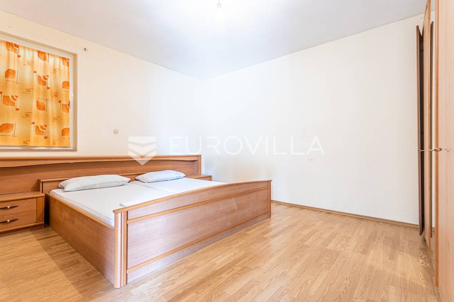 Kuća Na prodaju -  Omiš