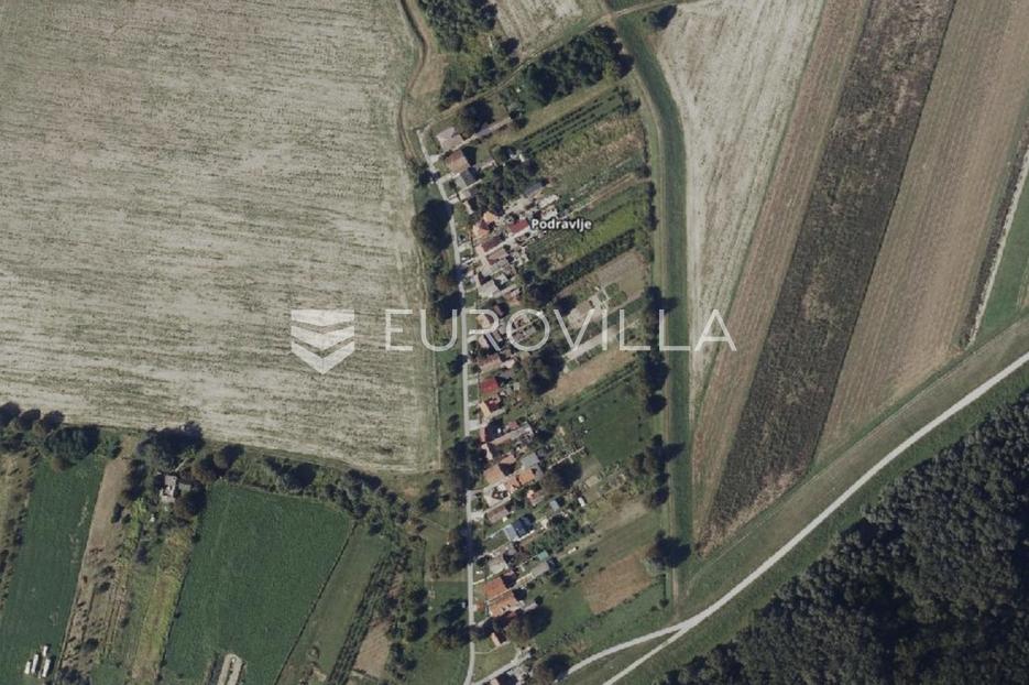 Terrain À vendre - Osječko-baranjska Osijek - Okolica - foto 1/1